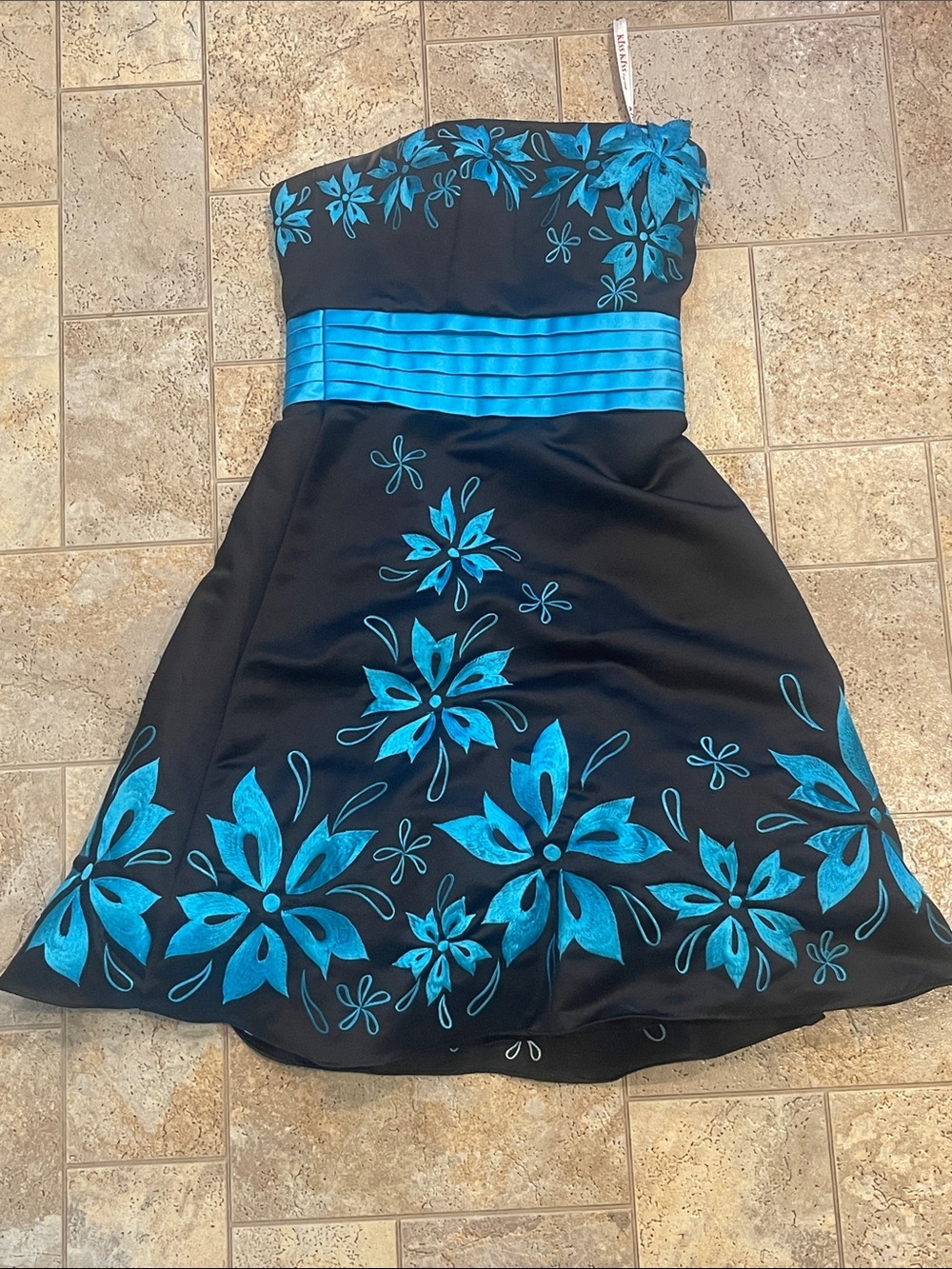 Kiss Kiss formal Black Strapless Dress with Bright Teal Floral Embroidery